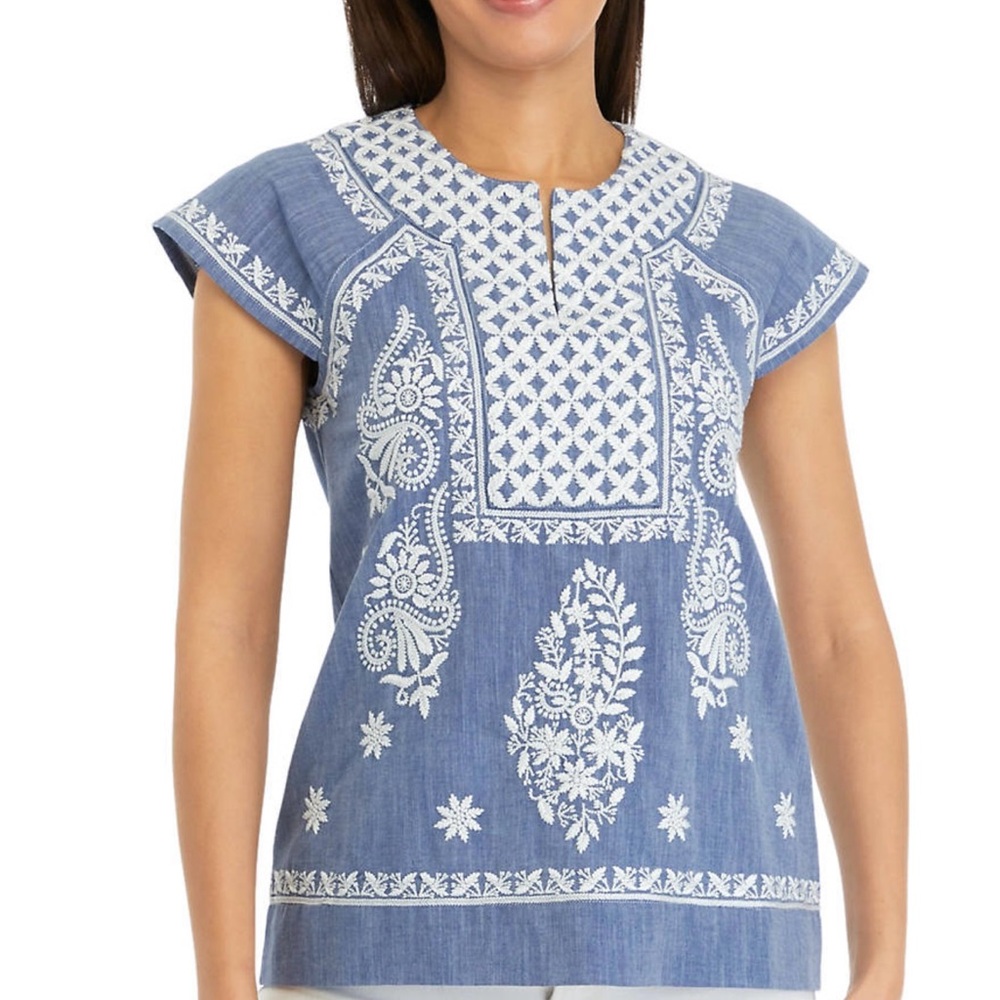 NWT Philosophy Embroidered Blue and White split neck Top Large